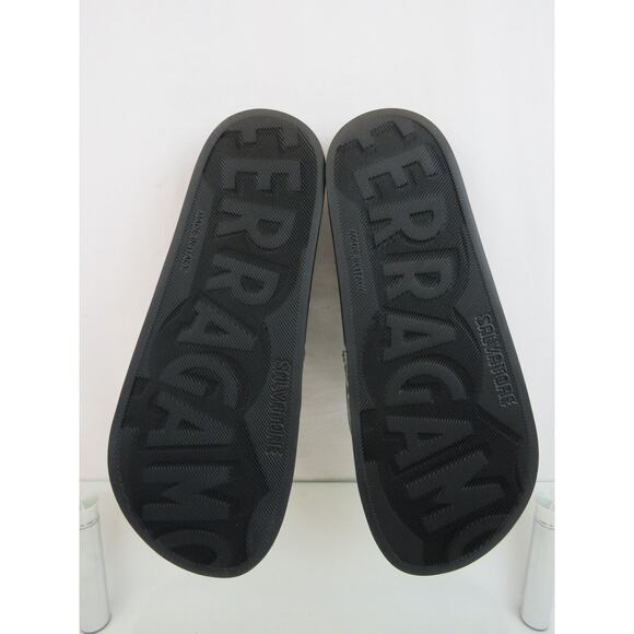 NIB FERRAGAMO GROOVE 6 BEIGE BLACK RUBBER GANCINI LOGO SANDALS SLIDES 11 M - Picture 13 of 15